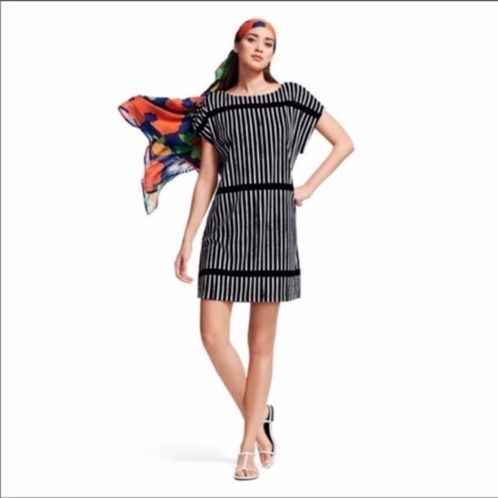 Merimekko for Target black and white coverup